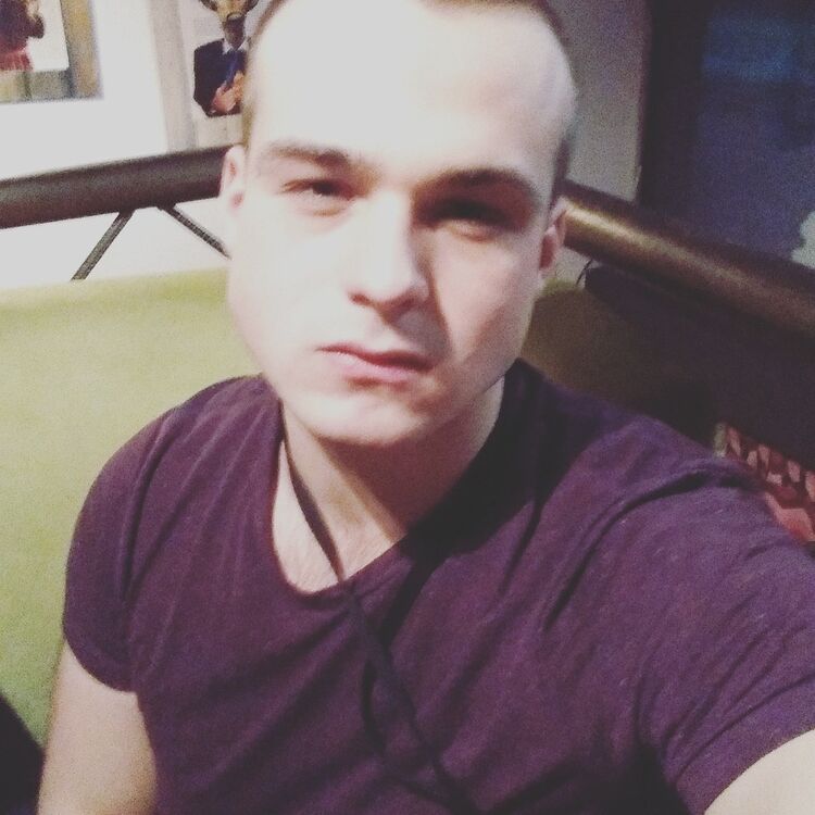  11617089  Nikolay, 26 ,    