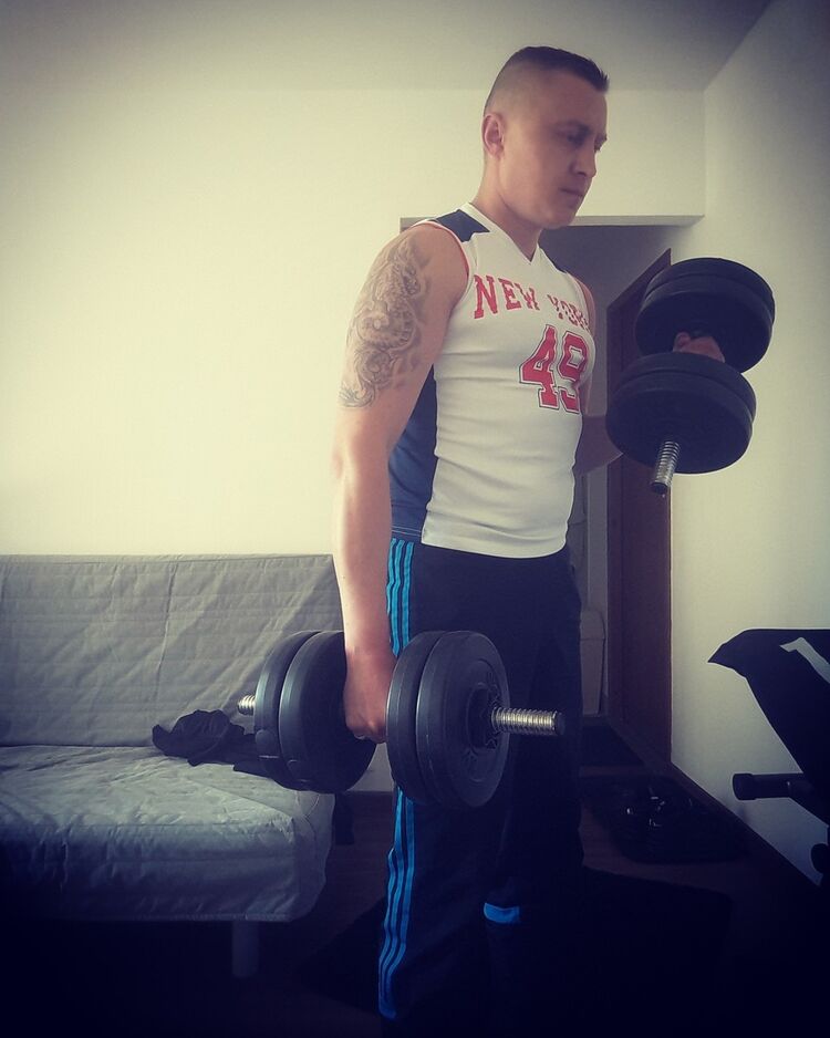  12709579  Oleg, 41 ,    