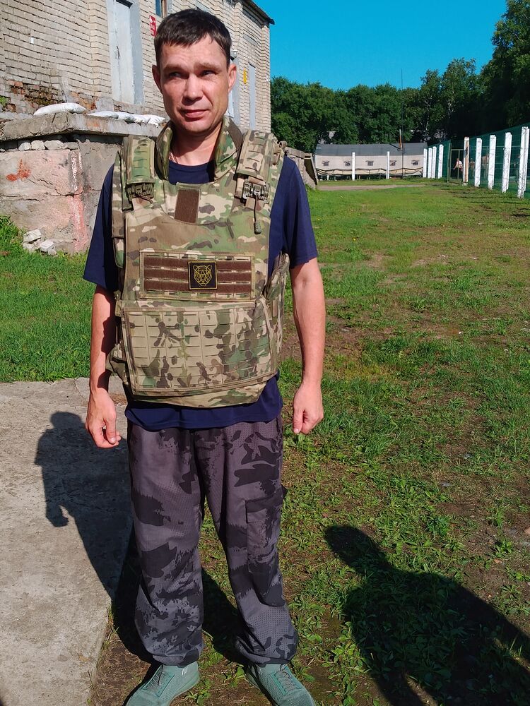  52878559  , 41 ,    -