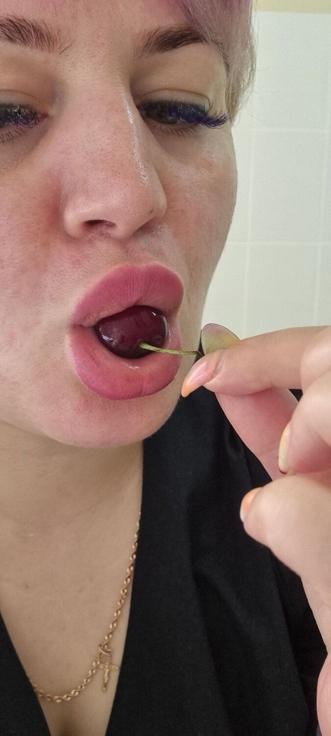 ���� 35555769 ������� ��, 33 ����, ���� ���������� � �����-����������