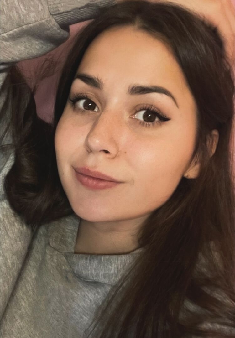  53143379  Anastasia, 29 ,    