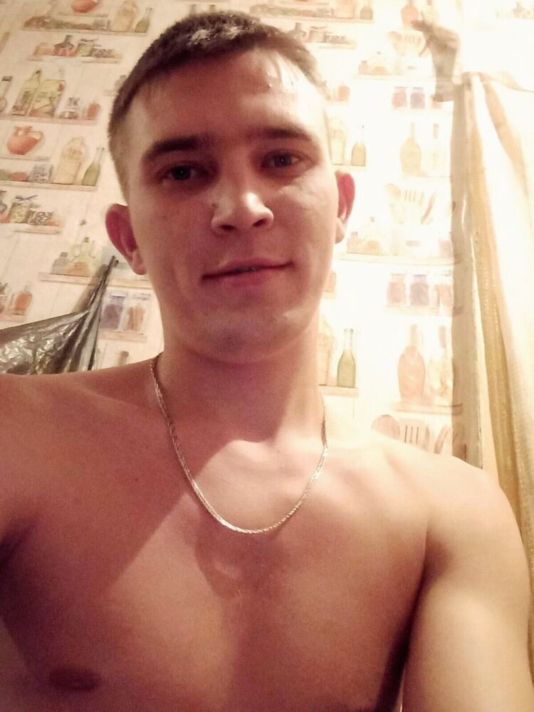  35434599  Anton, 27 ,    