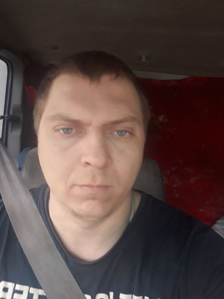  33487119  , 37 ,    