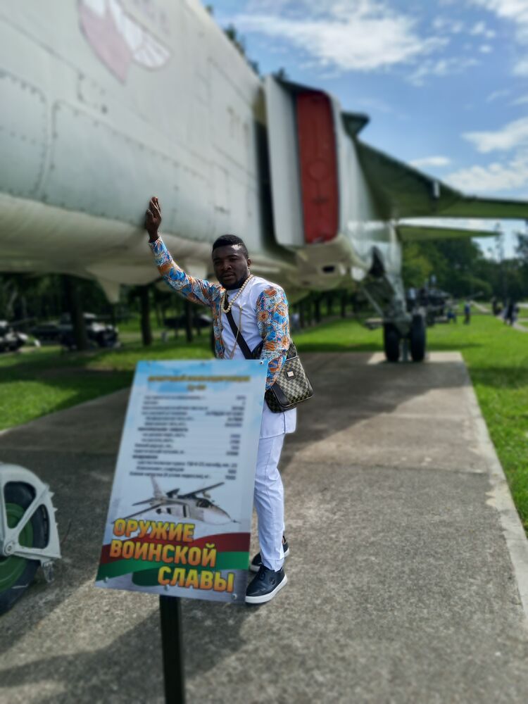  54034369  Brice loic, 45 ,    