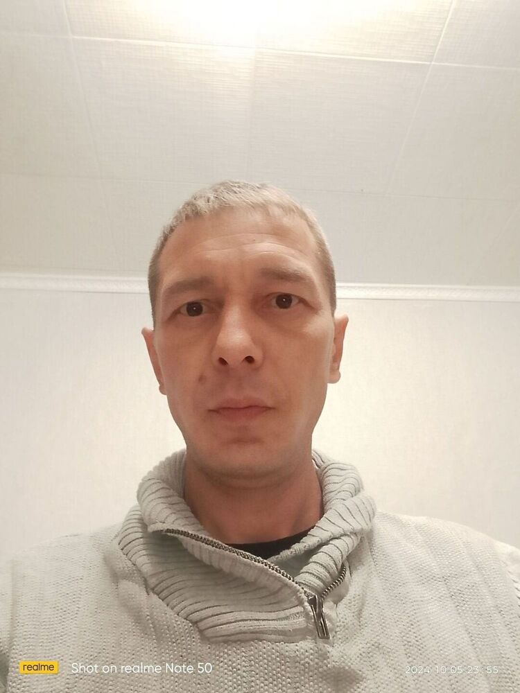  46687319  Alex, 41 ,    -