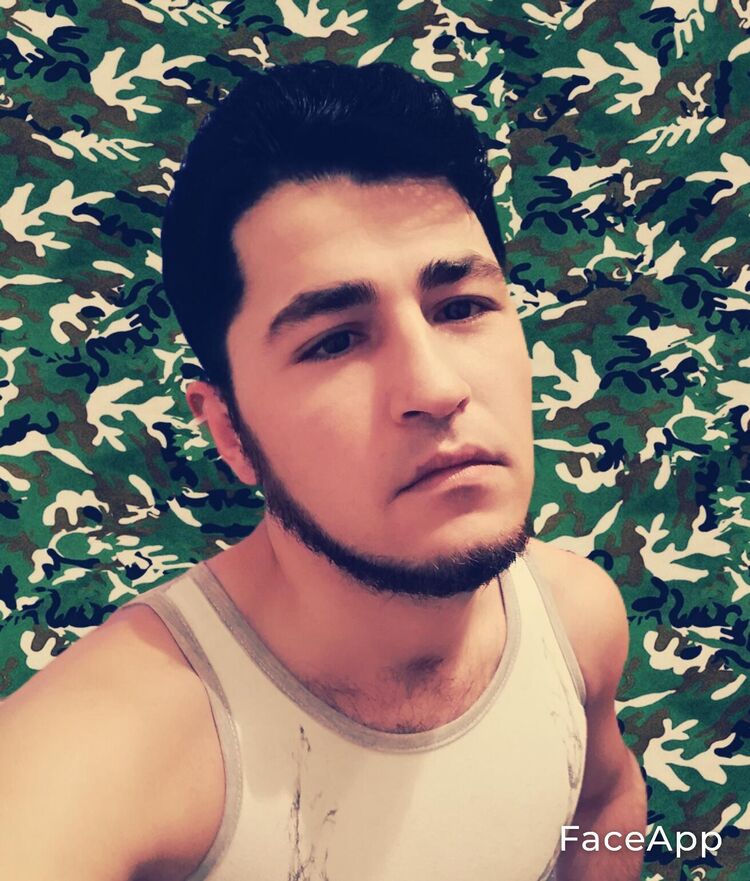  26522219  Glover, 32 ,    