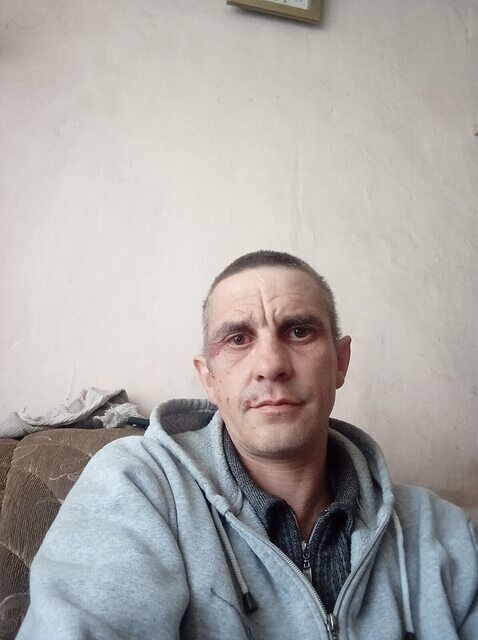  ,   Viktor, 45 ,   c , 