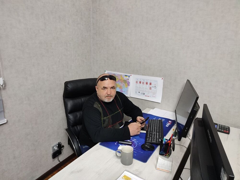  ,   Aleks, 39 ,   ,   