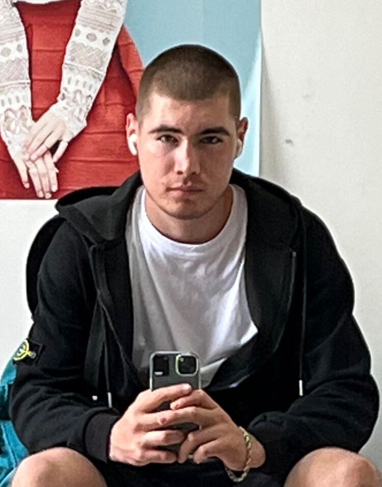  46258829  , 25 ,    