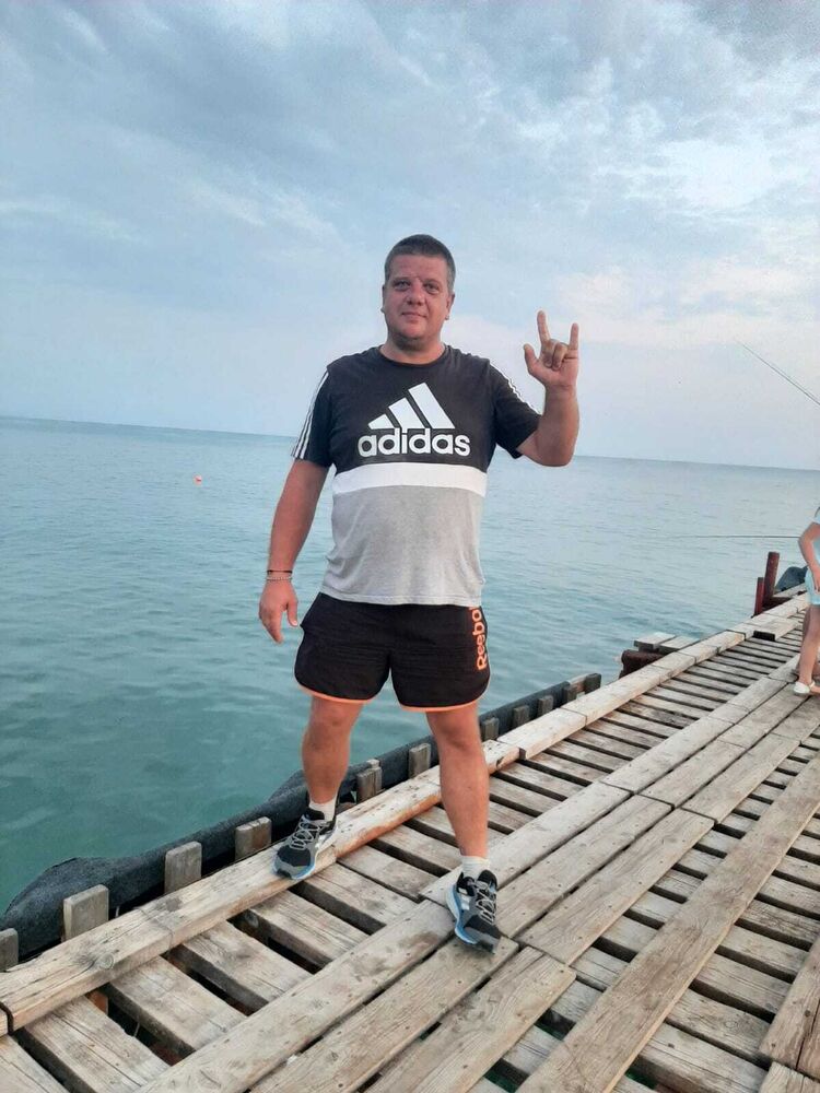  31046139  , 44 ,    --