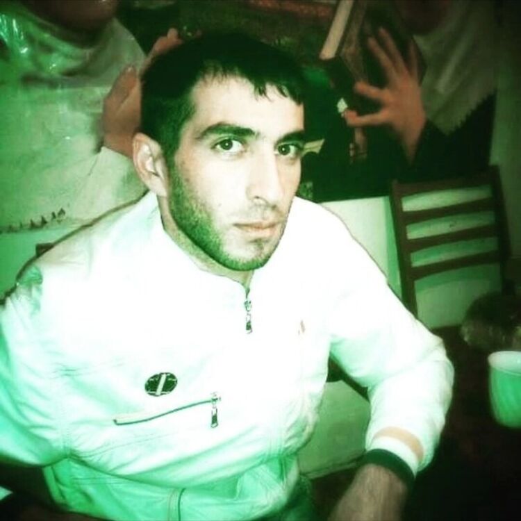  31503889  Rafael, 34 ,    