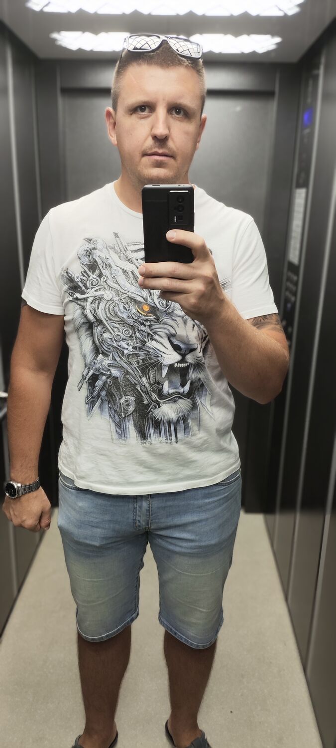  ,   Evgeny, 33 ,   ,   , c 