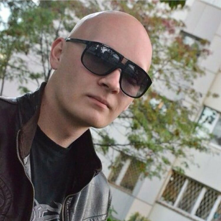  52957009  , 38 ,    -