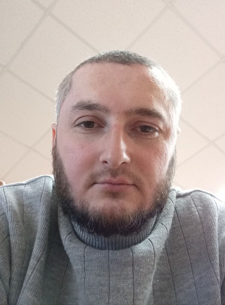  48334789  , 38 ,    