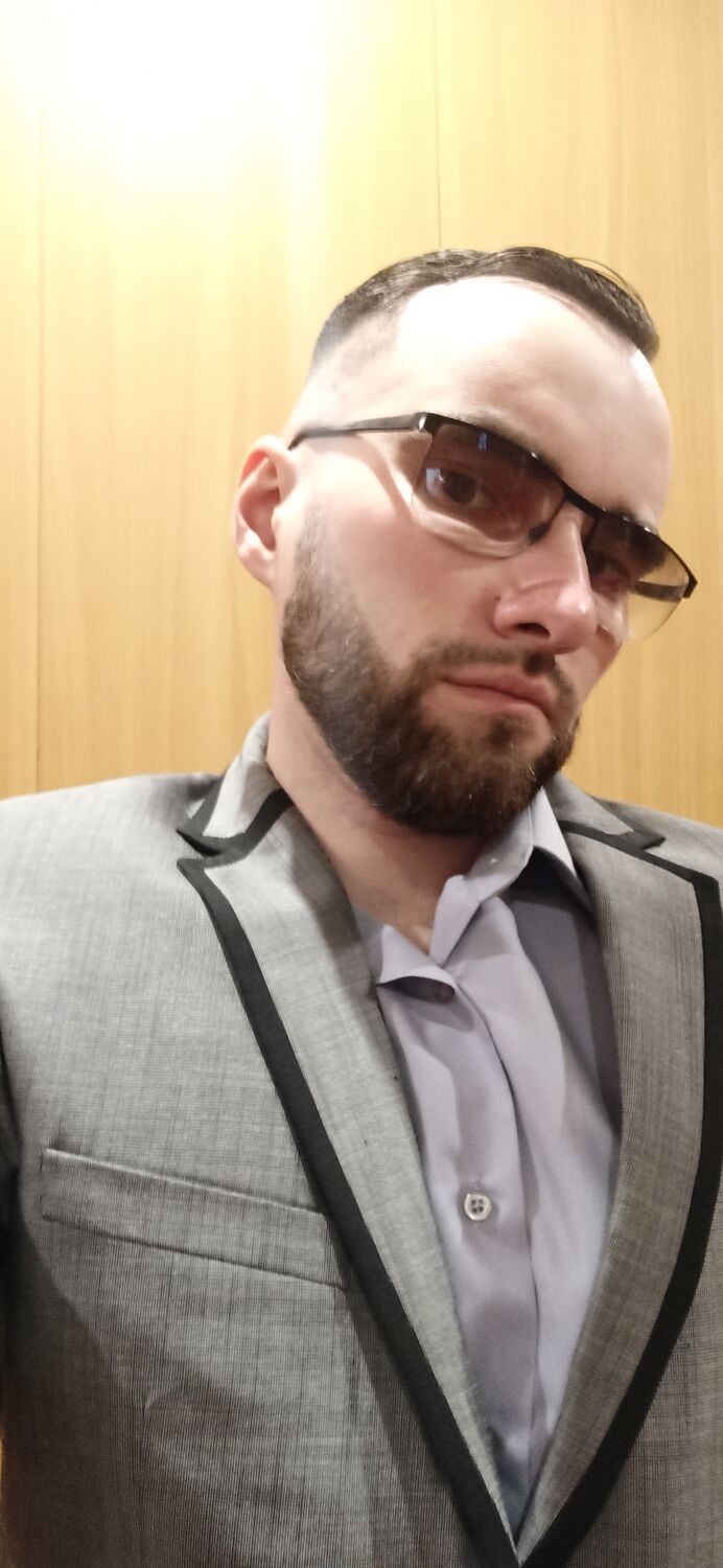  53414129  , 32 ,    --