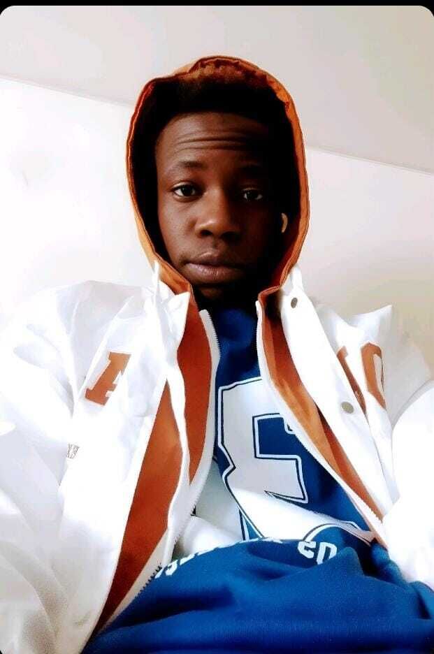  54542719  Osynou, 34 ,    