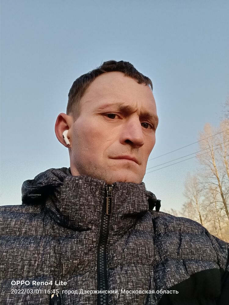  25290989  Vitalik, 39 ,    