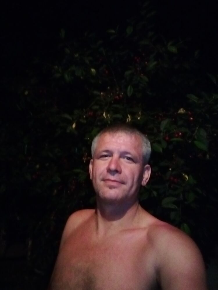  52502039  , 42 ,    --