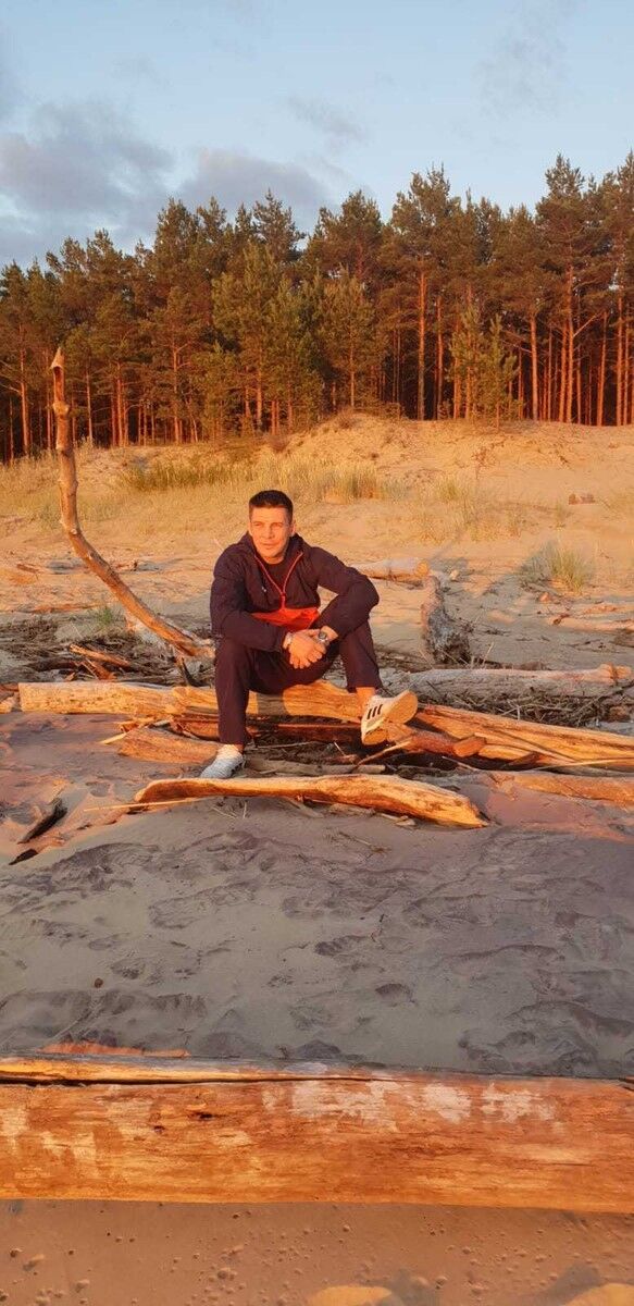  ,   Alexandr, 45 ,   