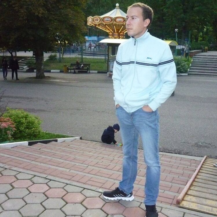  26025469  , 37 ,    