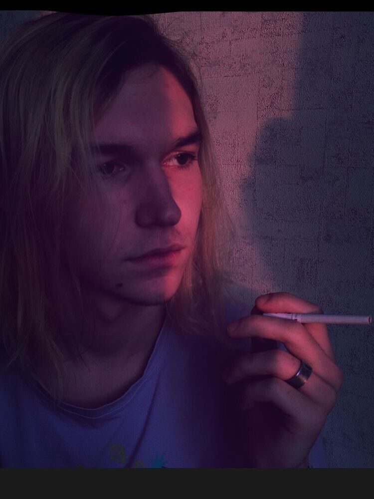  -,   FreeSlut, 22 ,   ,   