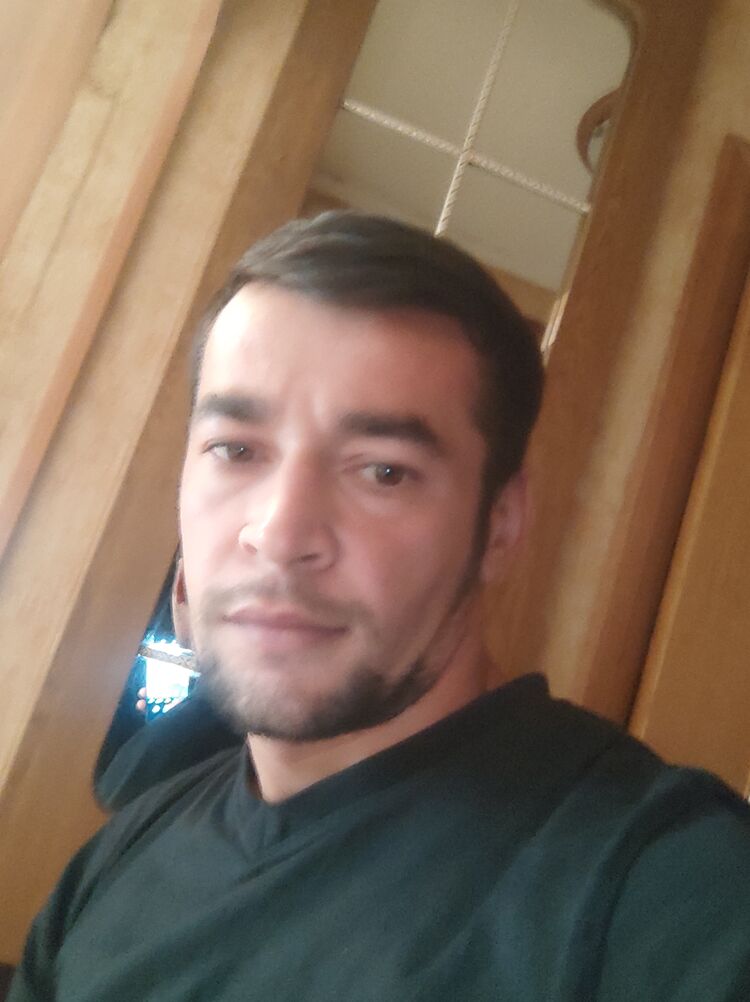  37737419  , 34 ,    