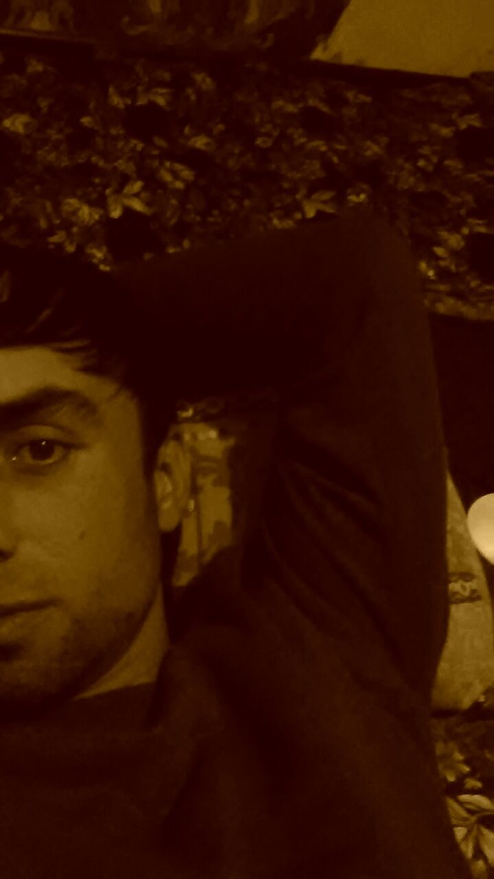  33269469  Shah, 34 ,    
