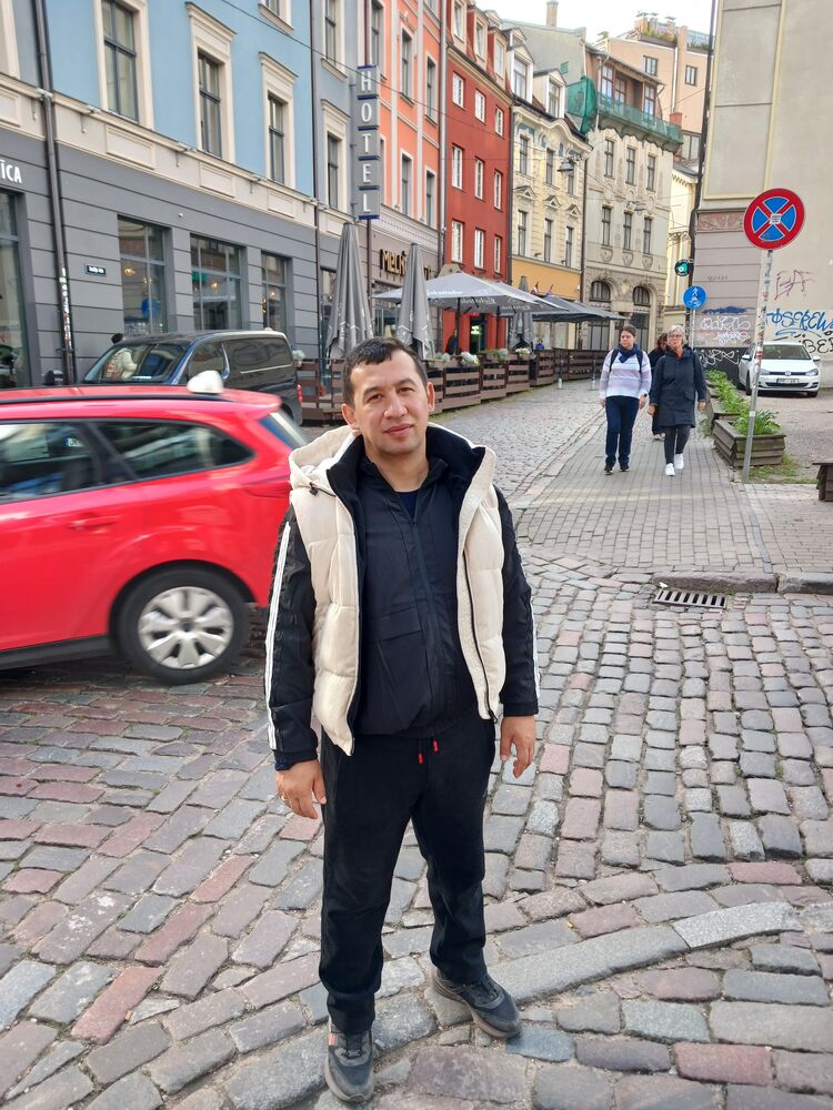  38254109  Faha, 33 ,    Dortmund