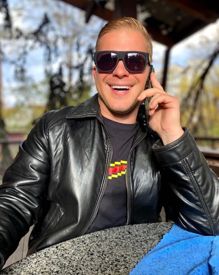  54339789  Vadimir, 42 ,    