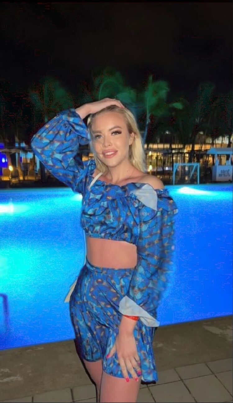  ,   , 28 ,   ,   