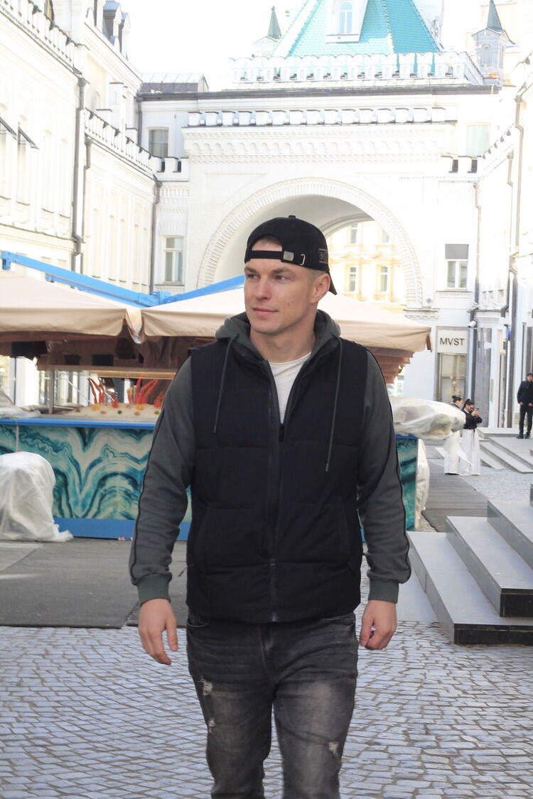 ���� 51701979 ������� �����, 32 ����, ���� ���������� � Praha