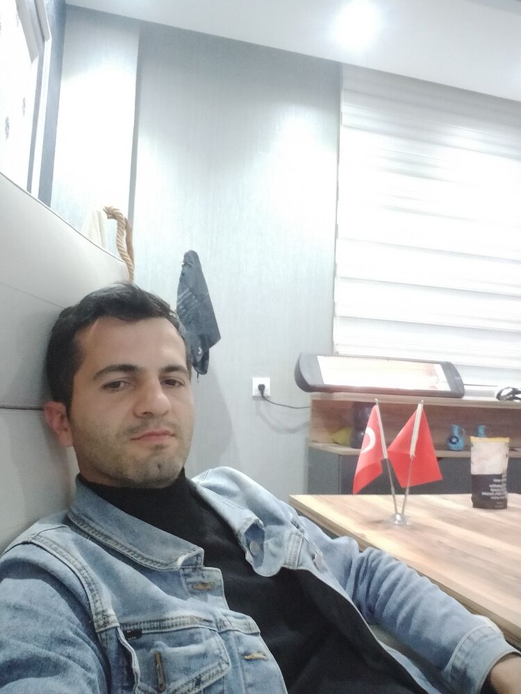  49009359  , 39 ,    