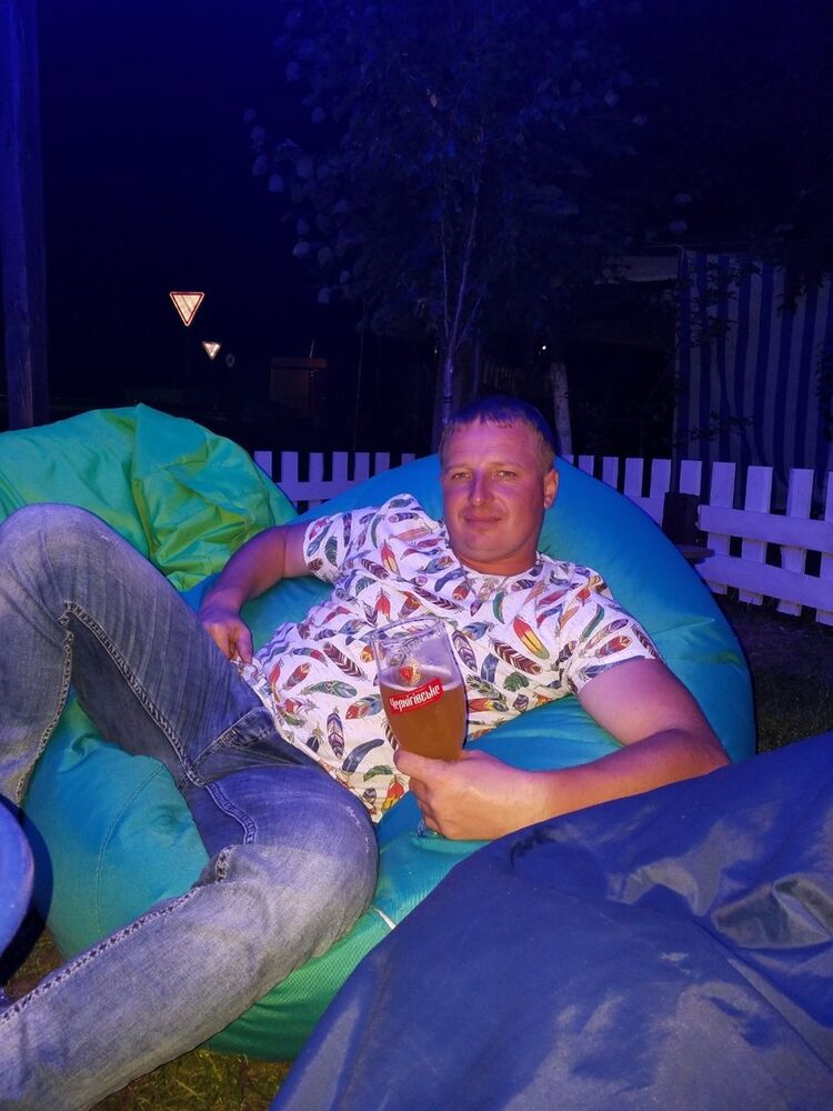  ,   Andriy, 35 ,   ,   , c 