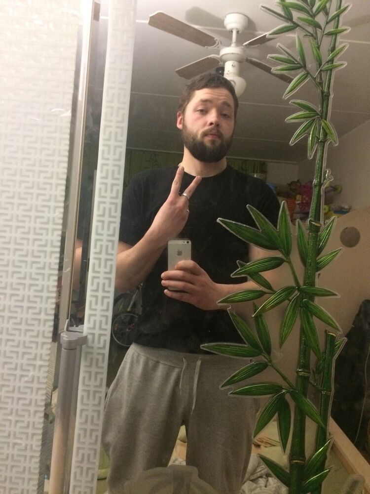  8688409  , 33 ,    