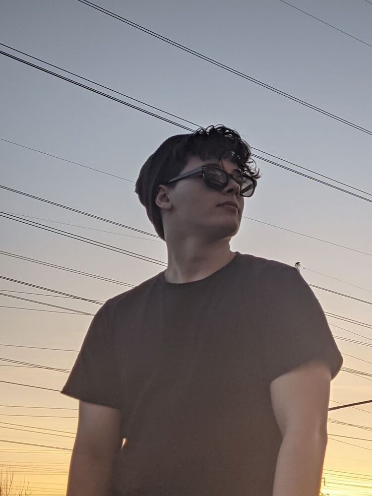  37055199  , 21 ,    -