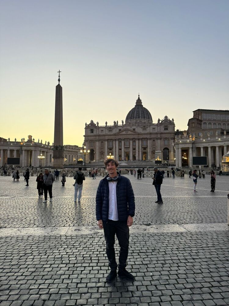  50193649  Ruslan, 40 ,    Nokesville