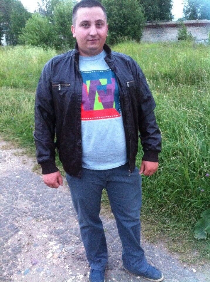  8565439  , 34 ,     