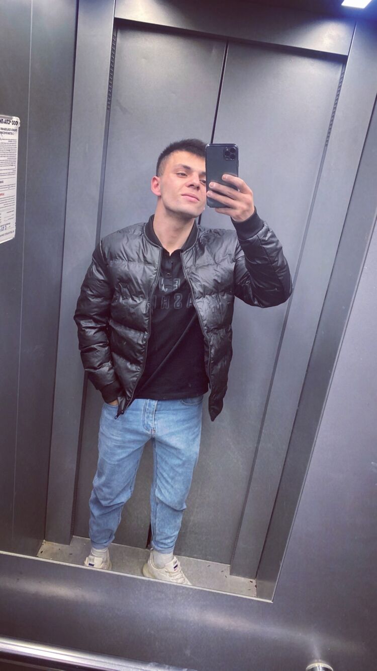  38476149  , 24 ,    