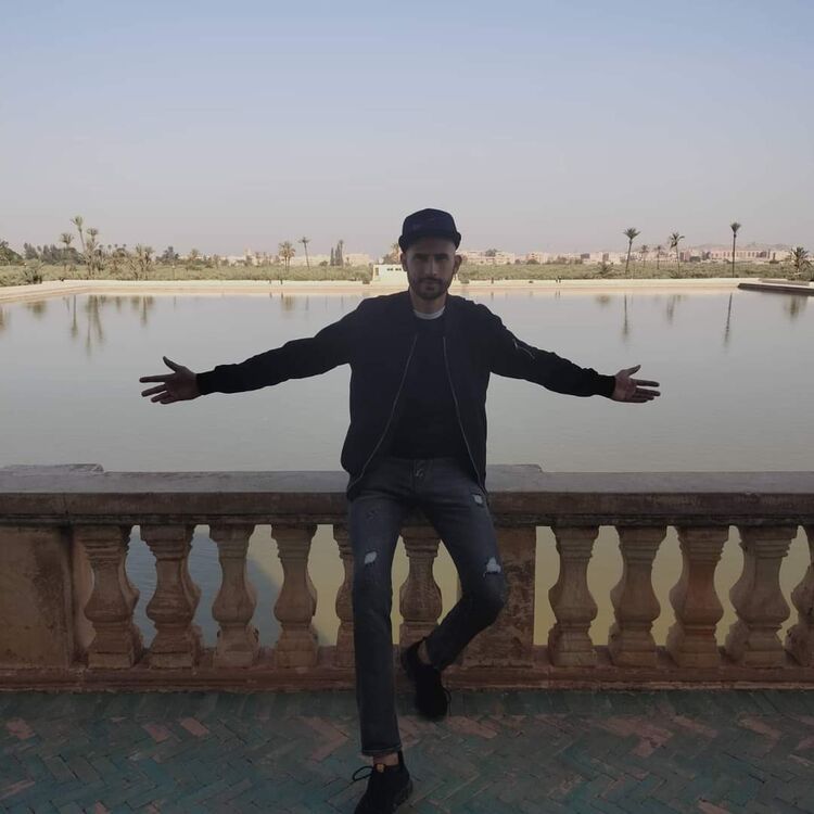  36548689  Younes, 31 ,    -