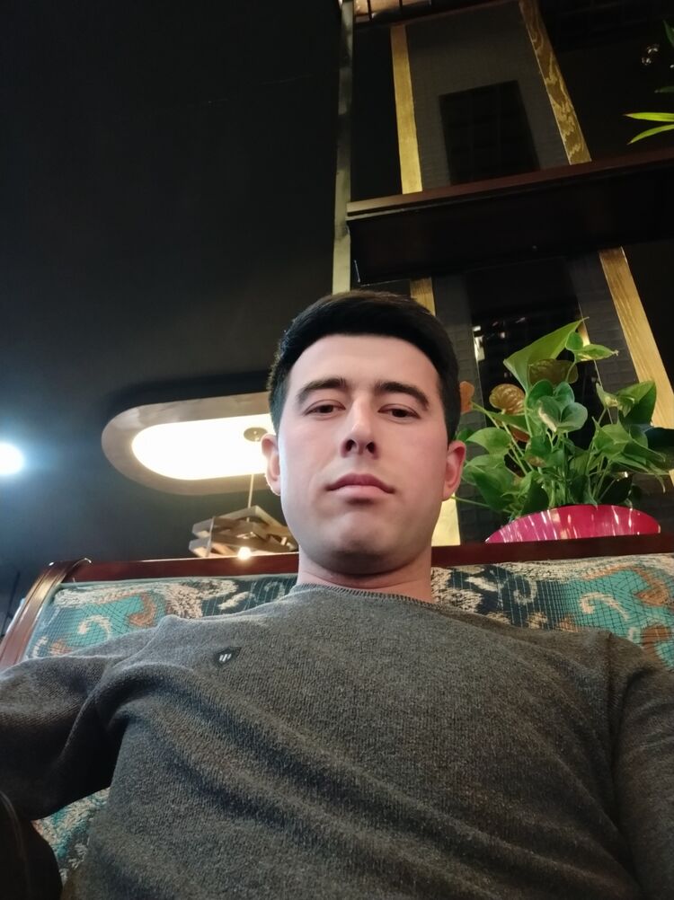  23176629  Rustam, 29 ,    