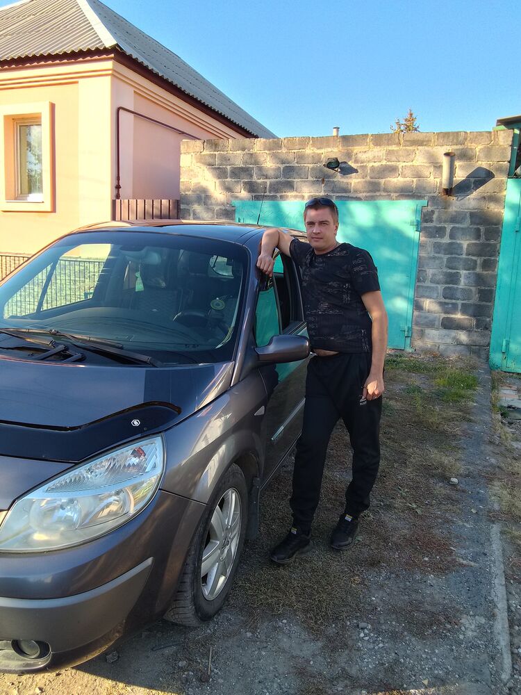  38518489  Oleg, 32 ,    