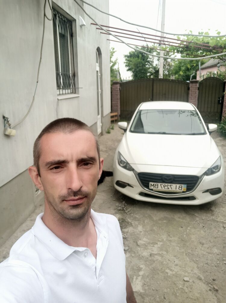  44953979  , 35 ,    