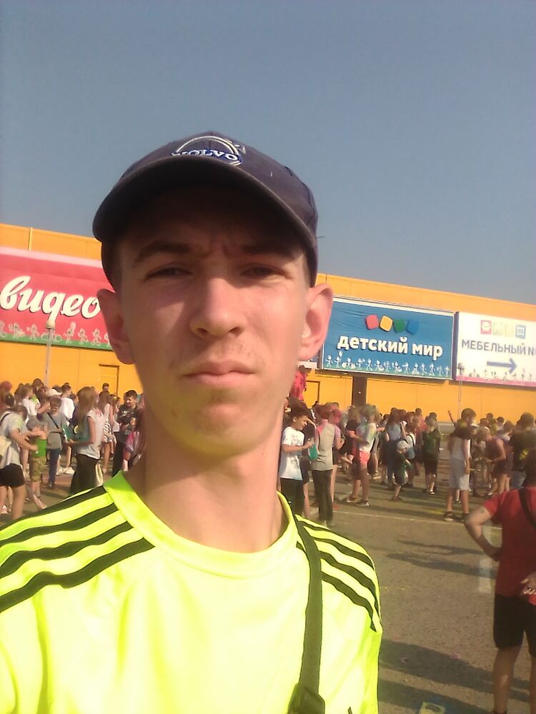  28841169  Valerik, 22 ,    