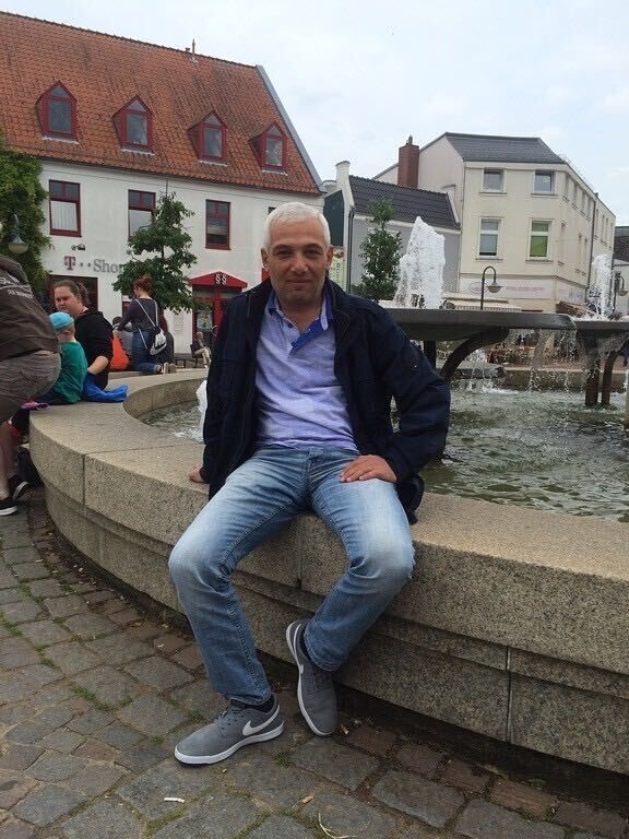  26730759  Armen, 52 ,    Kiel