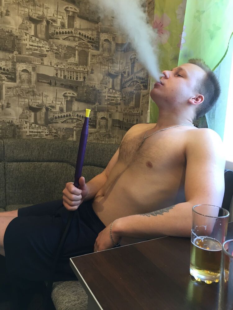  44280189  , 27 ,     
