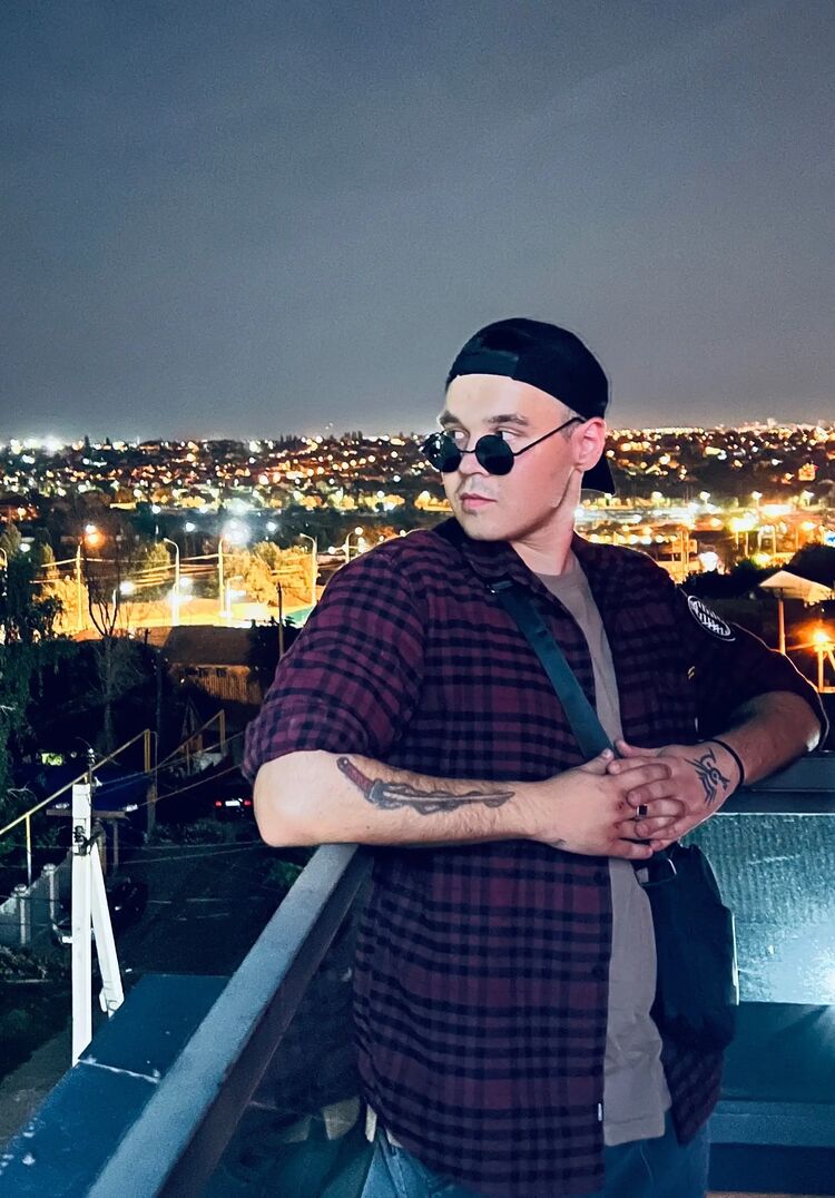  50599669  , 23 ,    -