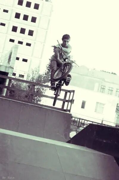  30103439  Daniil, 31 ,    