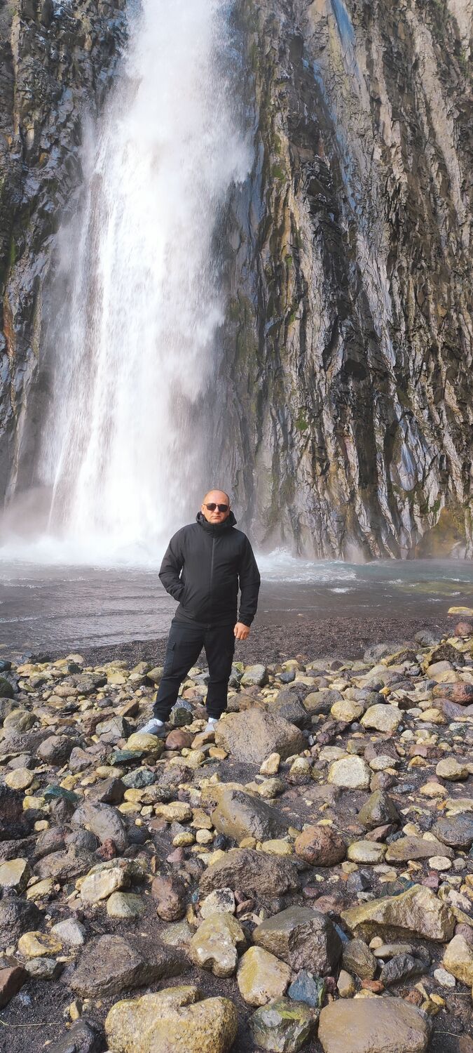  43639439  Serg, 44 ,    