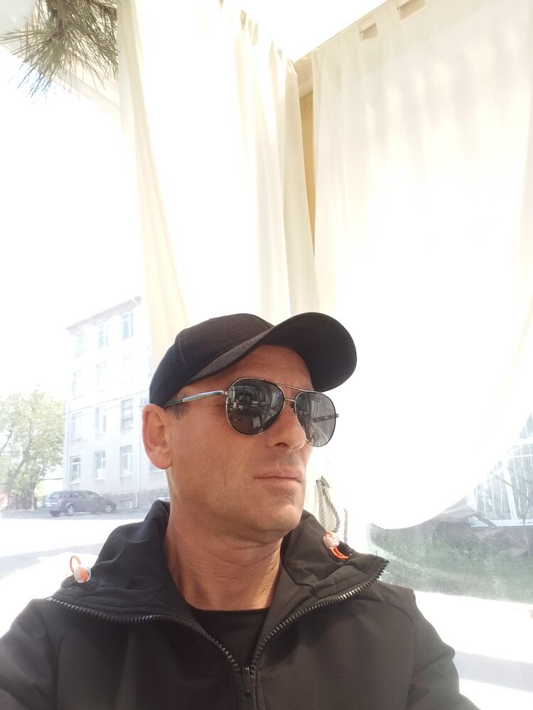  42987719  Oleg, 39 ,    