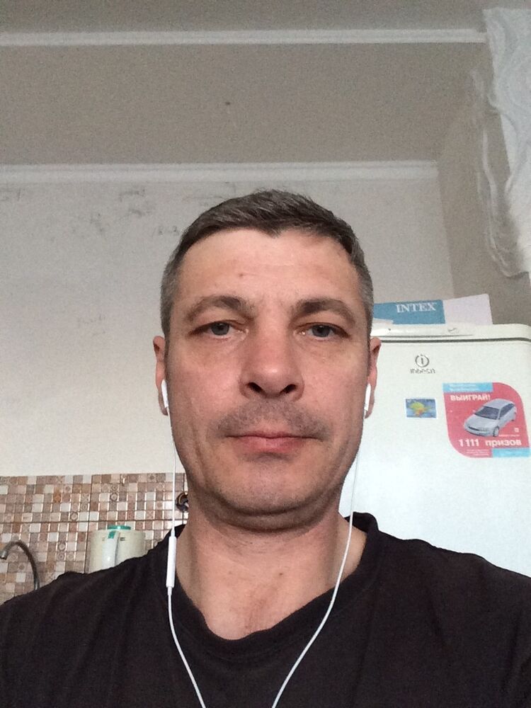  9211889  , 53 ,    